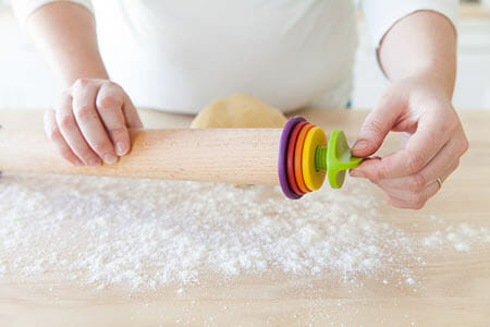 How Do Rolling Pin Rings Work