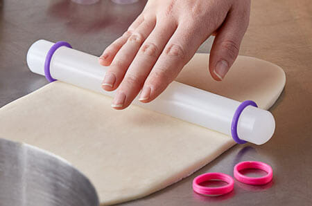 Rolling Pin with Thickness Rings